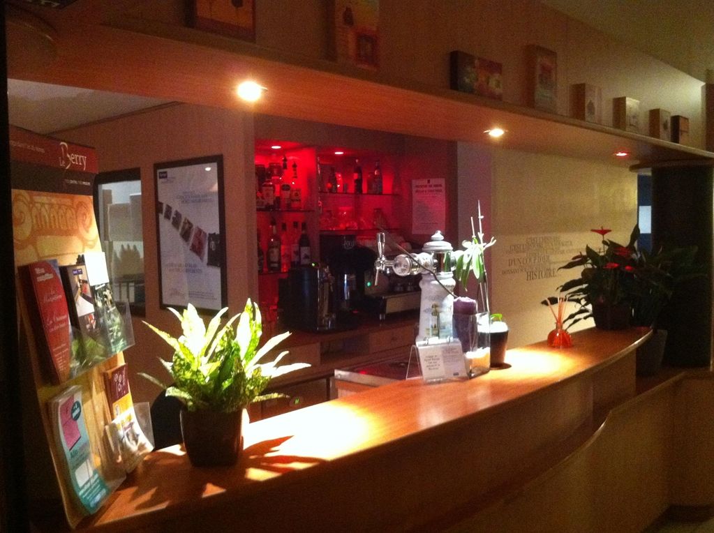 Kyriad Bourges Sud Restaurang bild